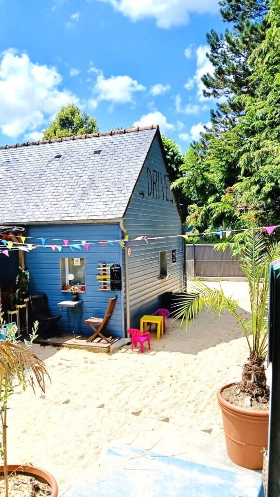 tinté-plage-sable-snack-bar-guinguette-tinténiac